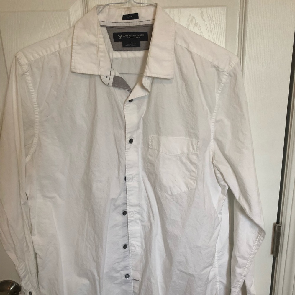 American Eagle slim fit casual dress shirt